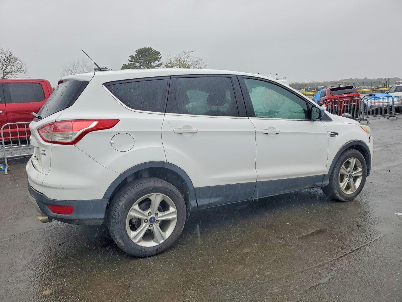 2013 Ford Escape Se - Фото 3