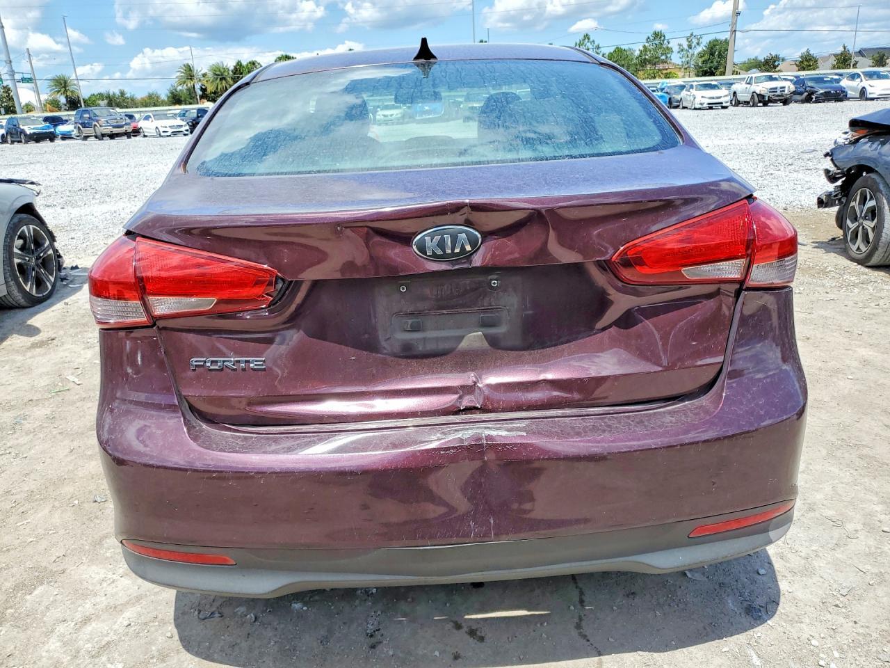 2017 Kia Forte Lx - Фото 6