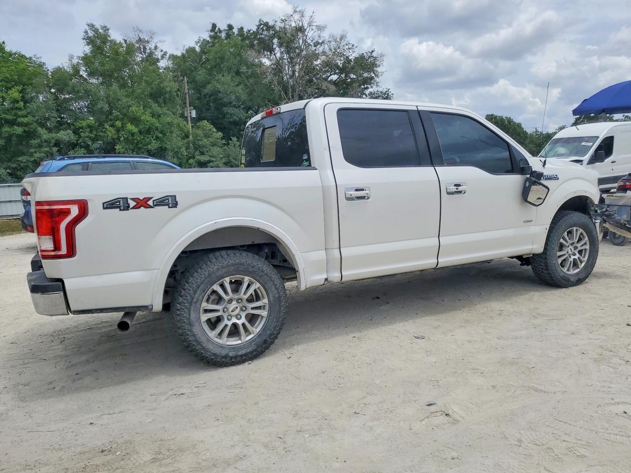 2016 Ford F150 Supercrew - Фото 3