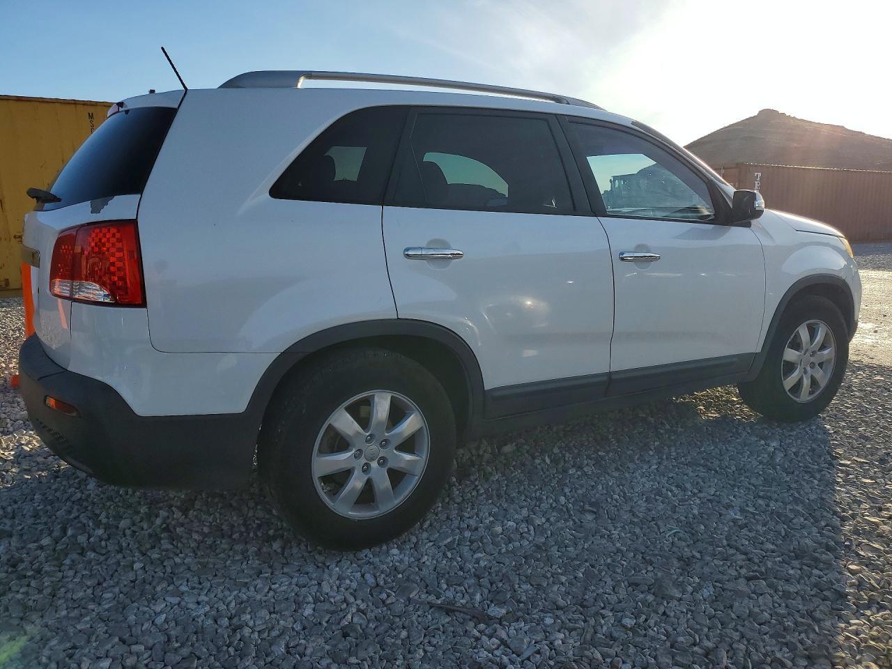 2013 Kia Sorento Lx - Фото 3