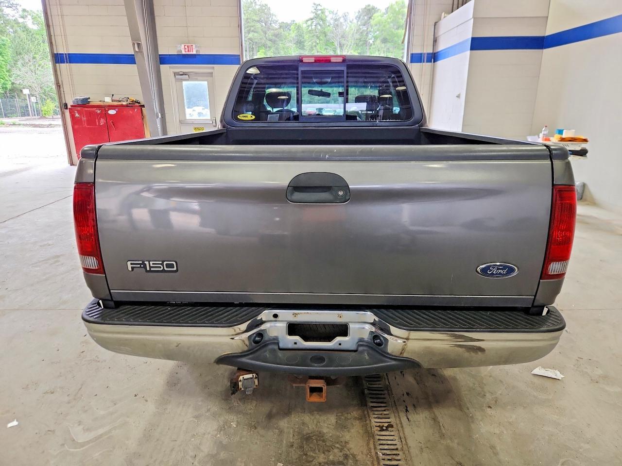 2002 Ford F150 - Image 6