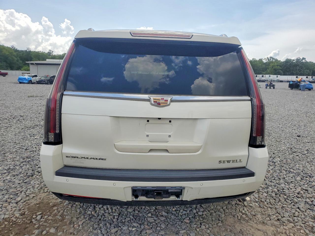 2015 Cadillac Escalade Luxury - Фото 6
