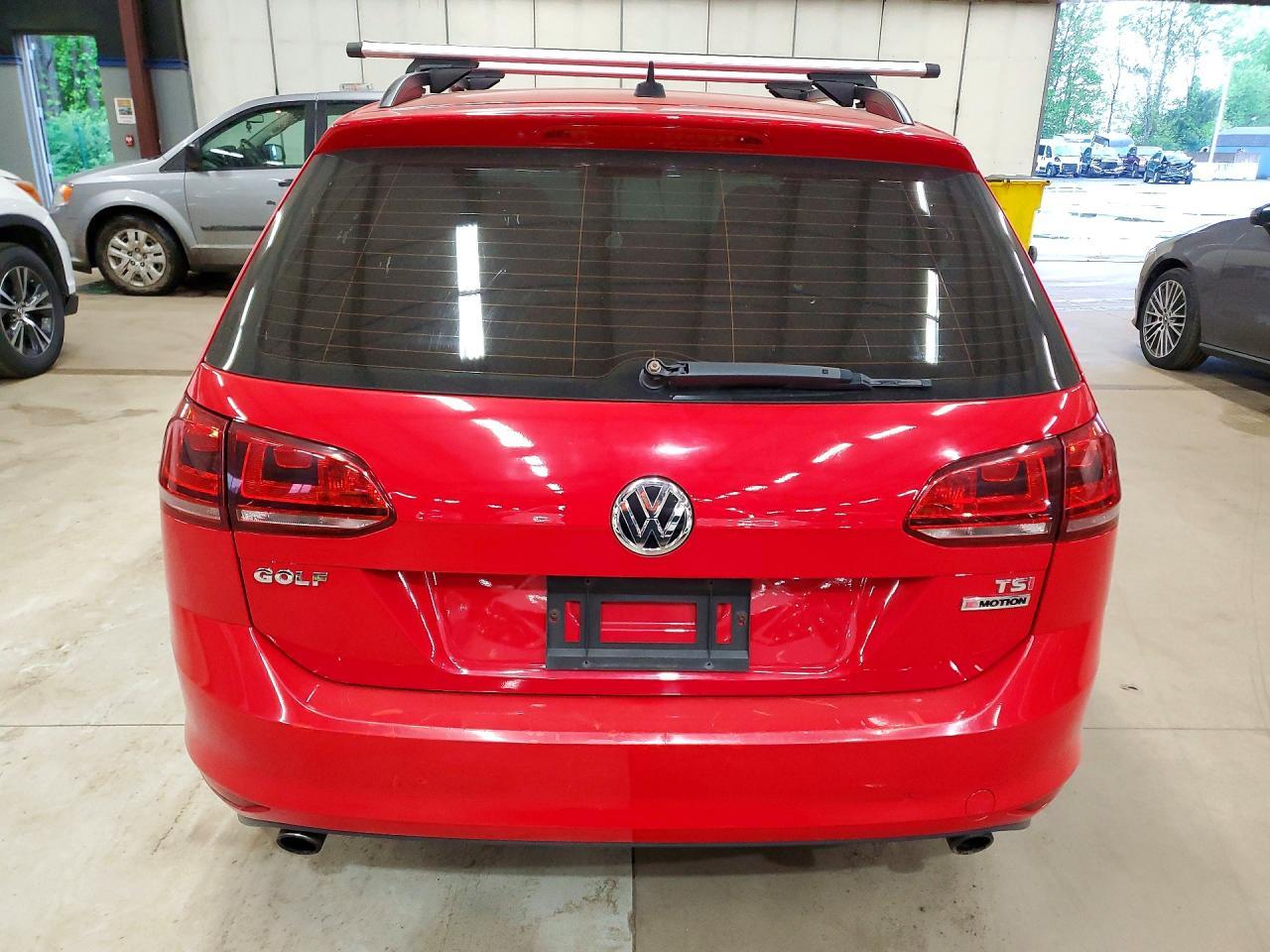 2017 Volkswagen Golf Sportwagen S - Image 6