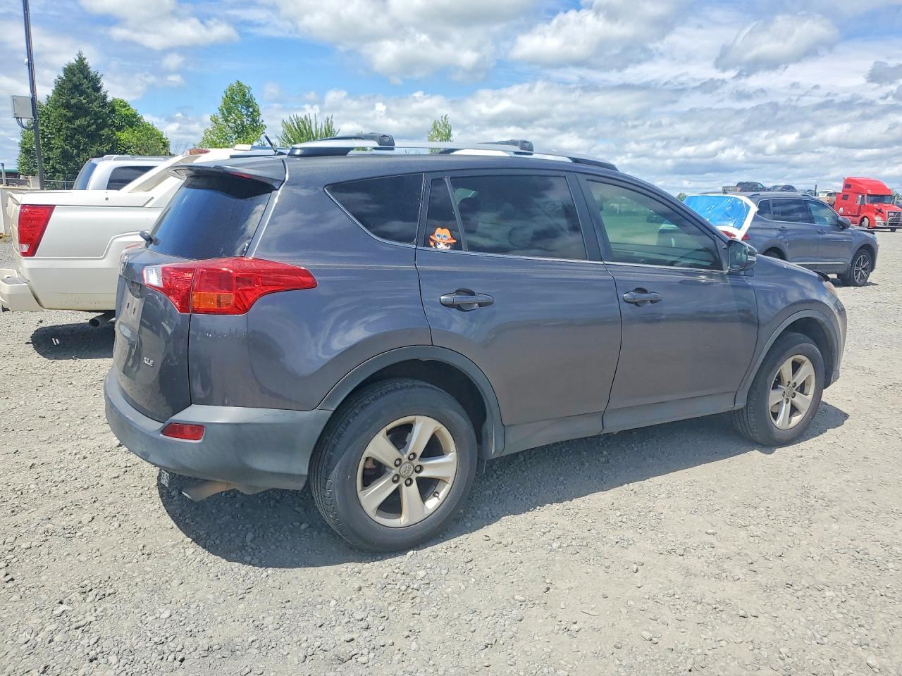 2014 Toyota Rav4 Xle - Image 3