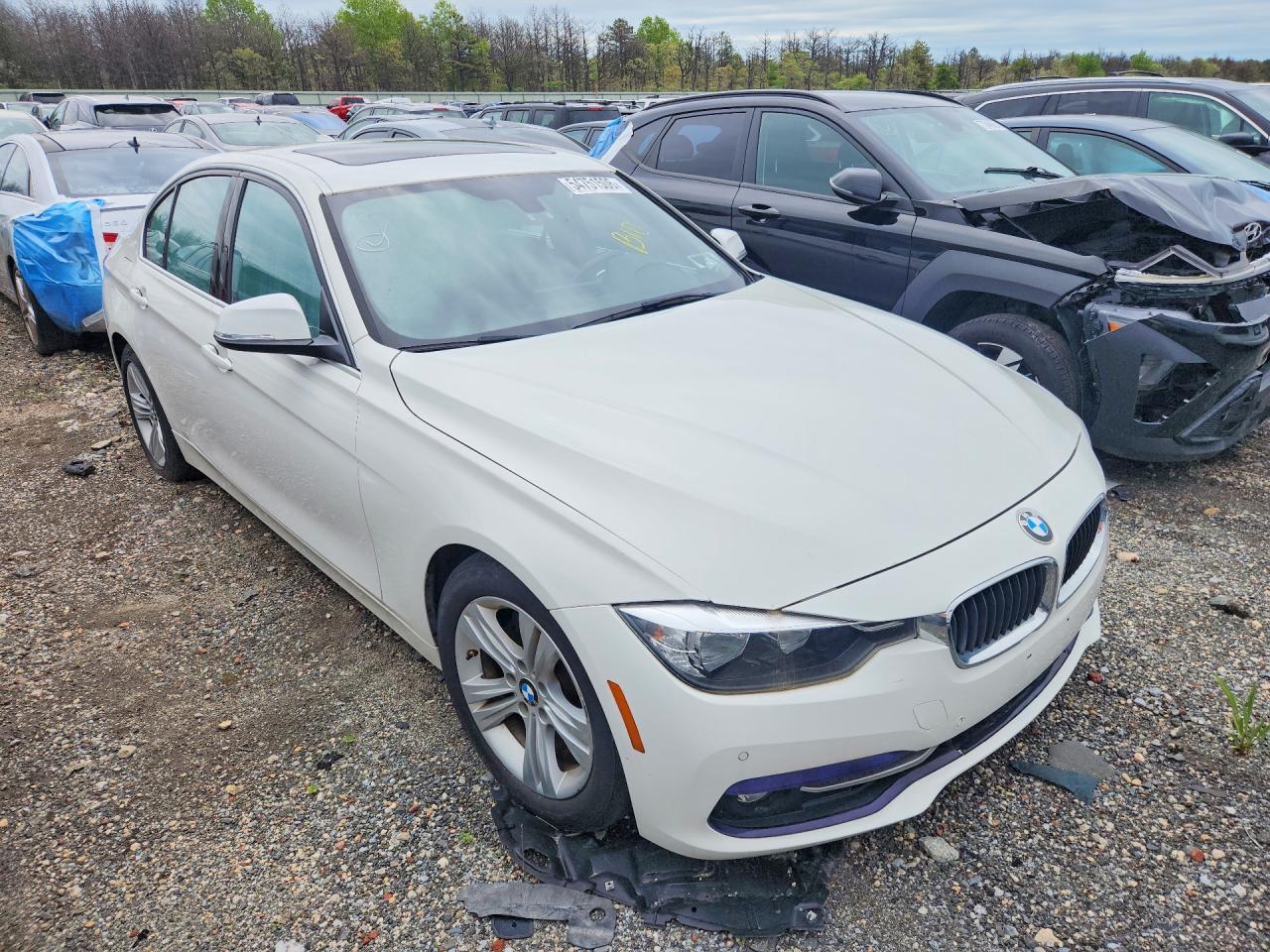 2017 BMW 330 Xi - Фото 4