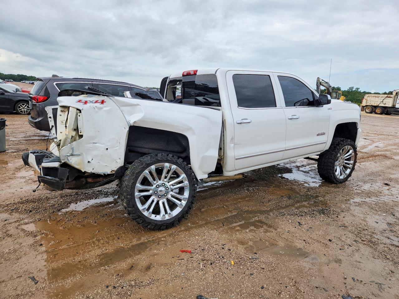 2017 Chevrolet Silverado K1500 High Country - Image 3