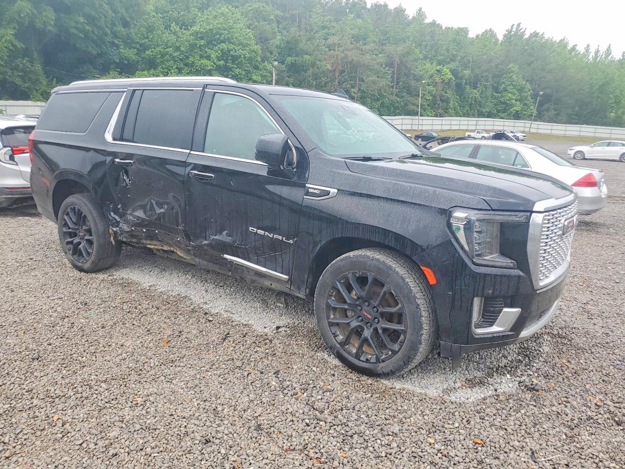 2022 GMC Yukon Xl Denali - Фото 4