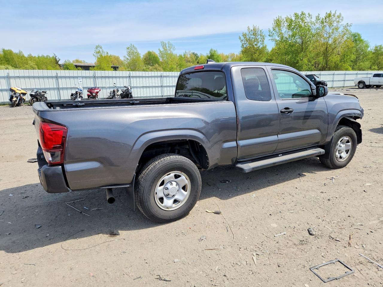 2020 Toyota Tacoma Sr - Фото 3