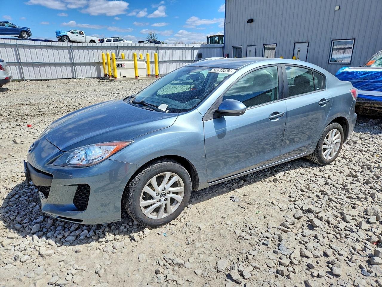 2013 Mazda 3 I