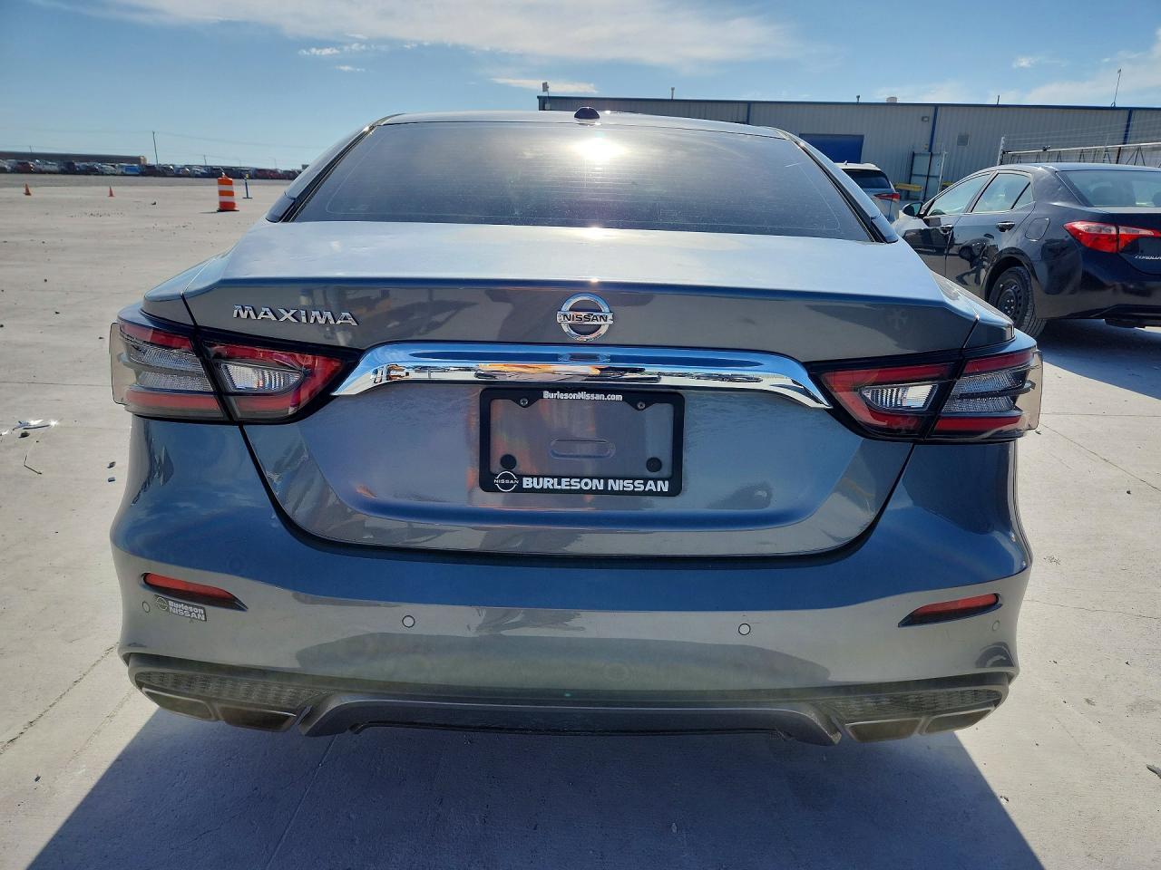 2020 Nissan Maxima S - Фото 6