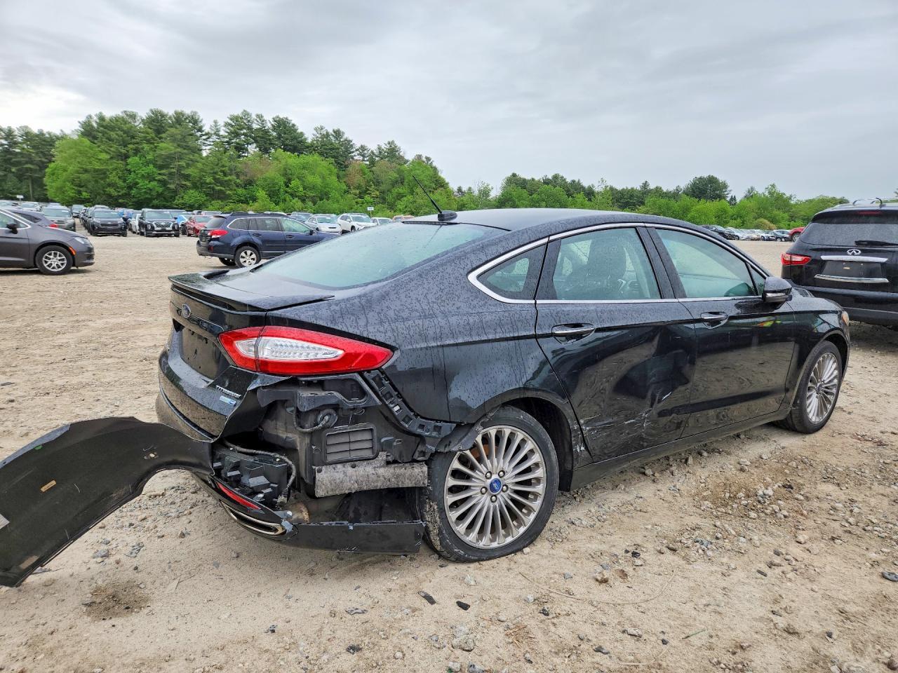 2014 Ford Fusion Titanium - Image 3