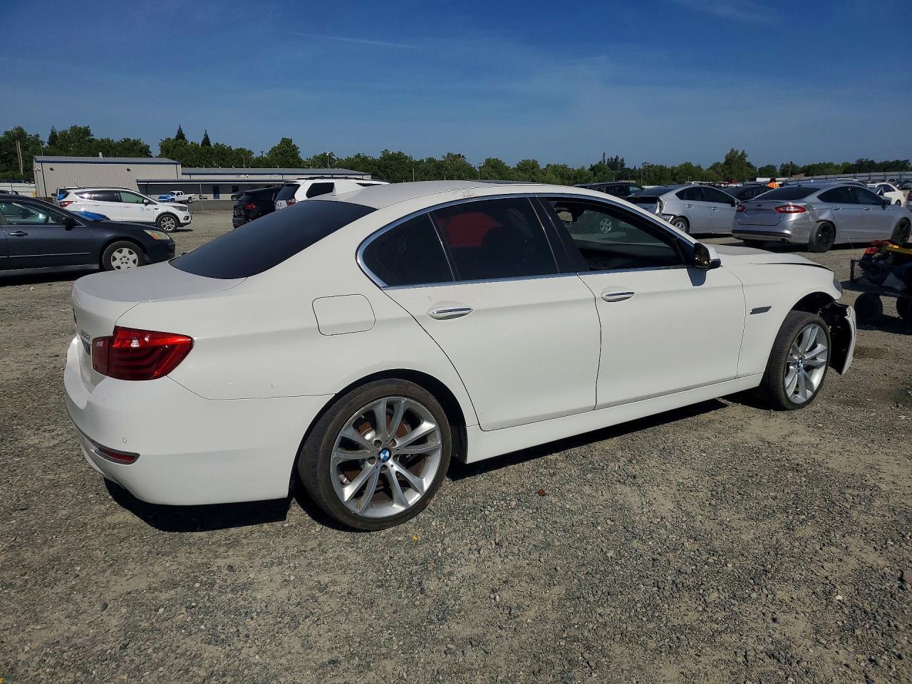 2015 BMW 535 I - Image 3