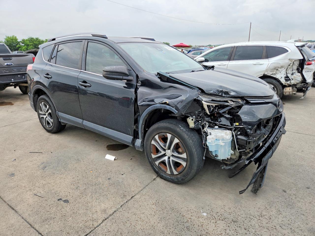 2018 Toyota Rav4 Le - Image 4