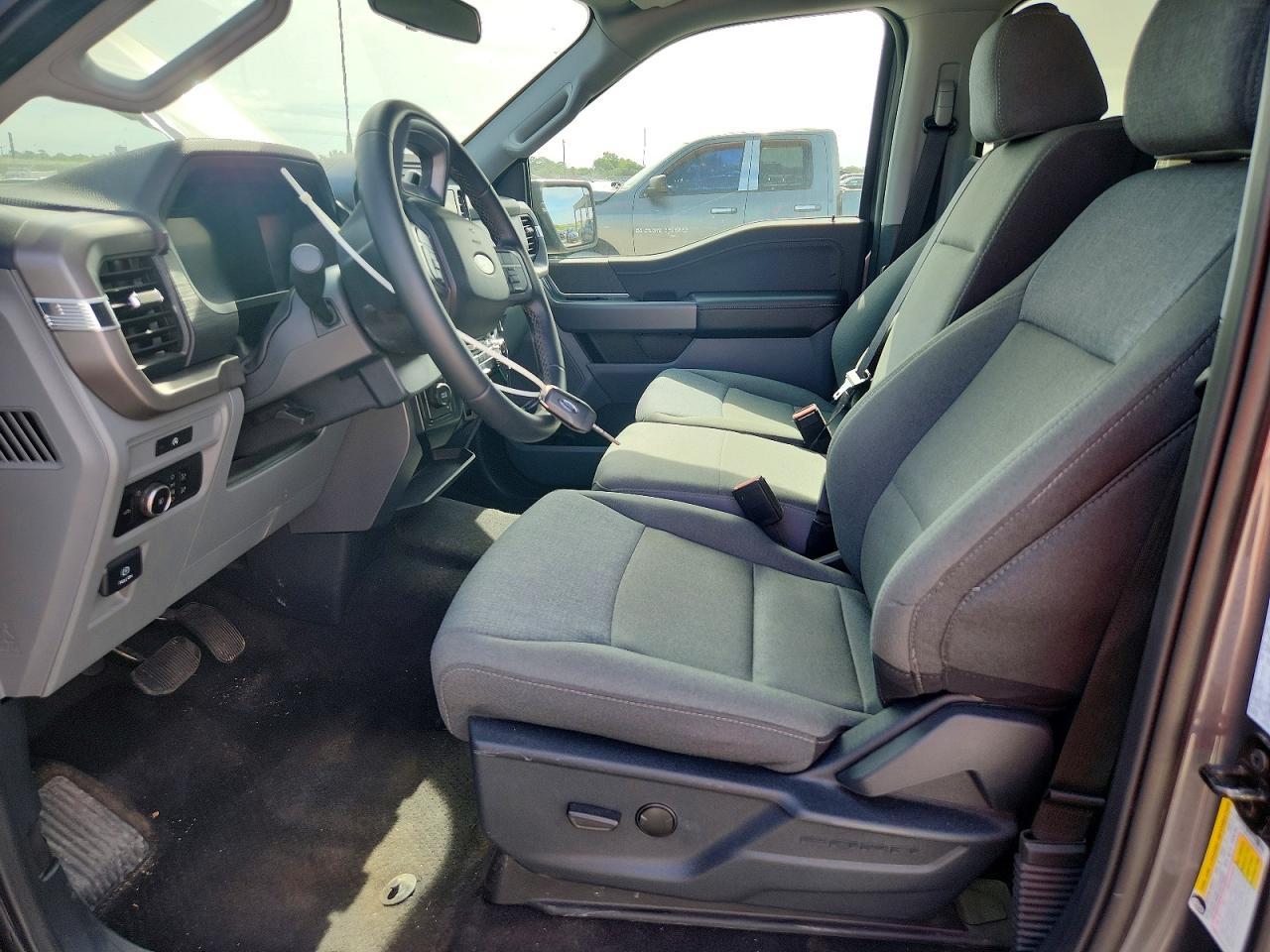 2025 Ford F150 Xlt - Фото 7