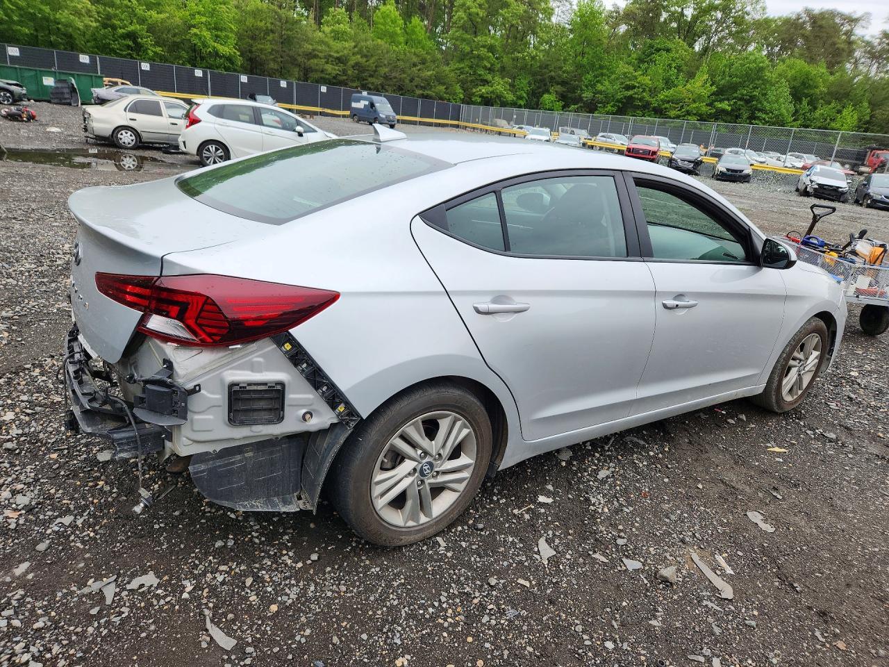 2019 Hyundai Elantra Value Edition - Фото 3