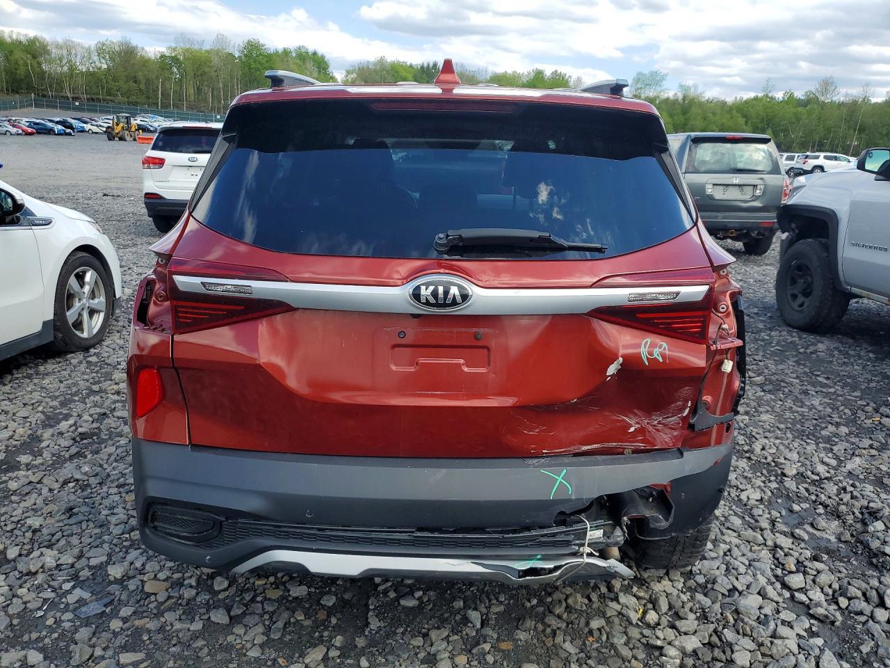 2021 Kia Seltos - Image 6