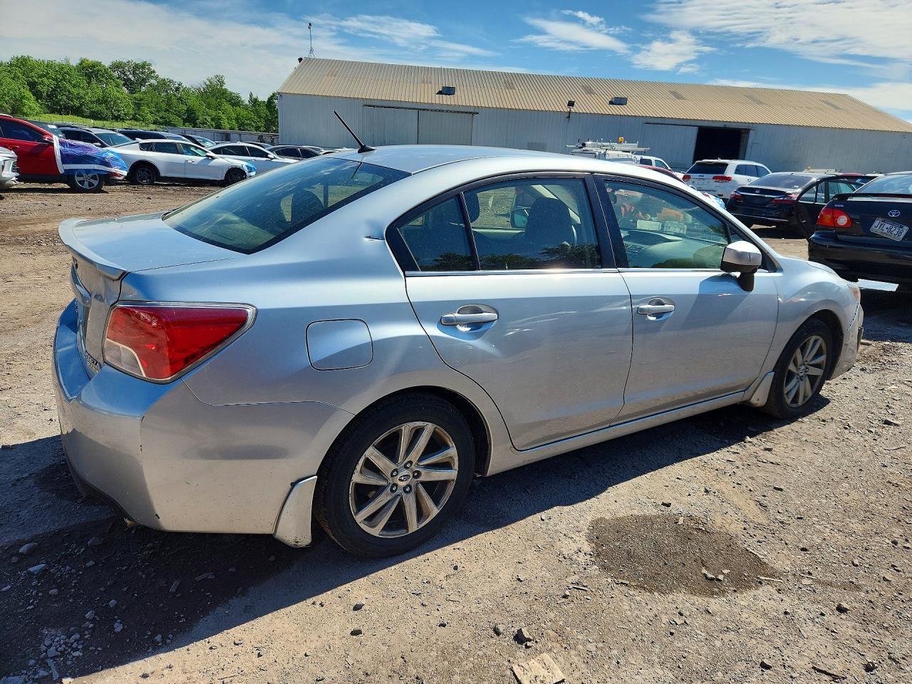 2016 Subaru Impreza Premium - Фото 3