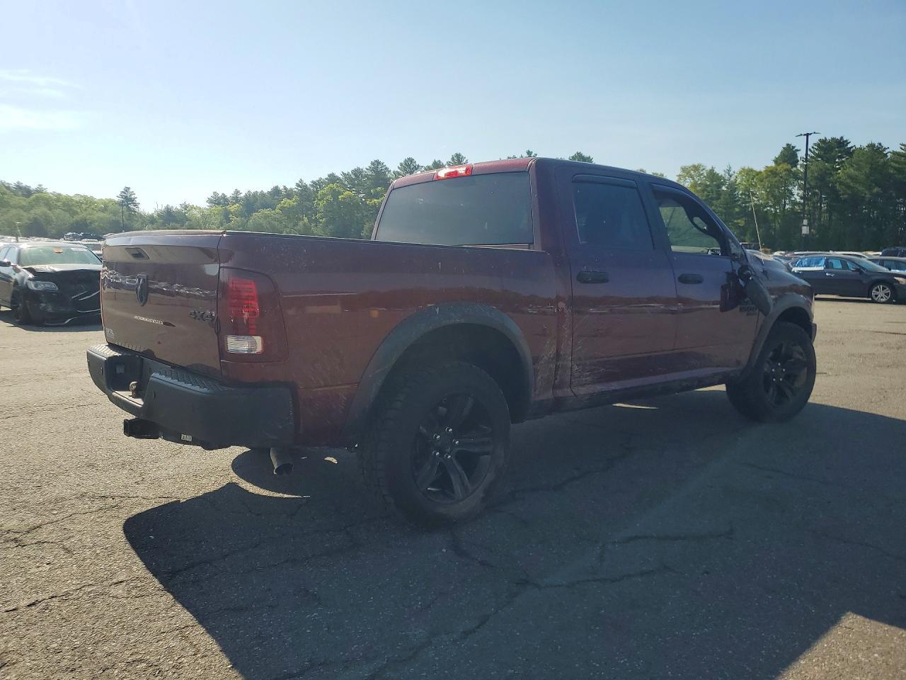 2024 Ram 1500 Classic Slt - Фото 3