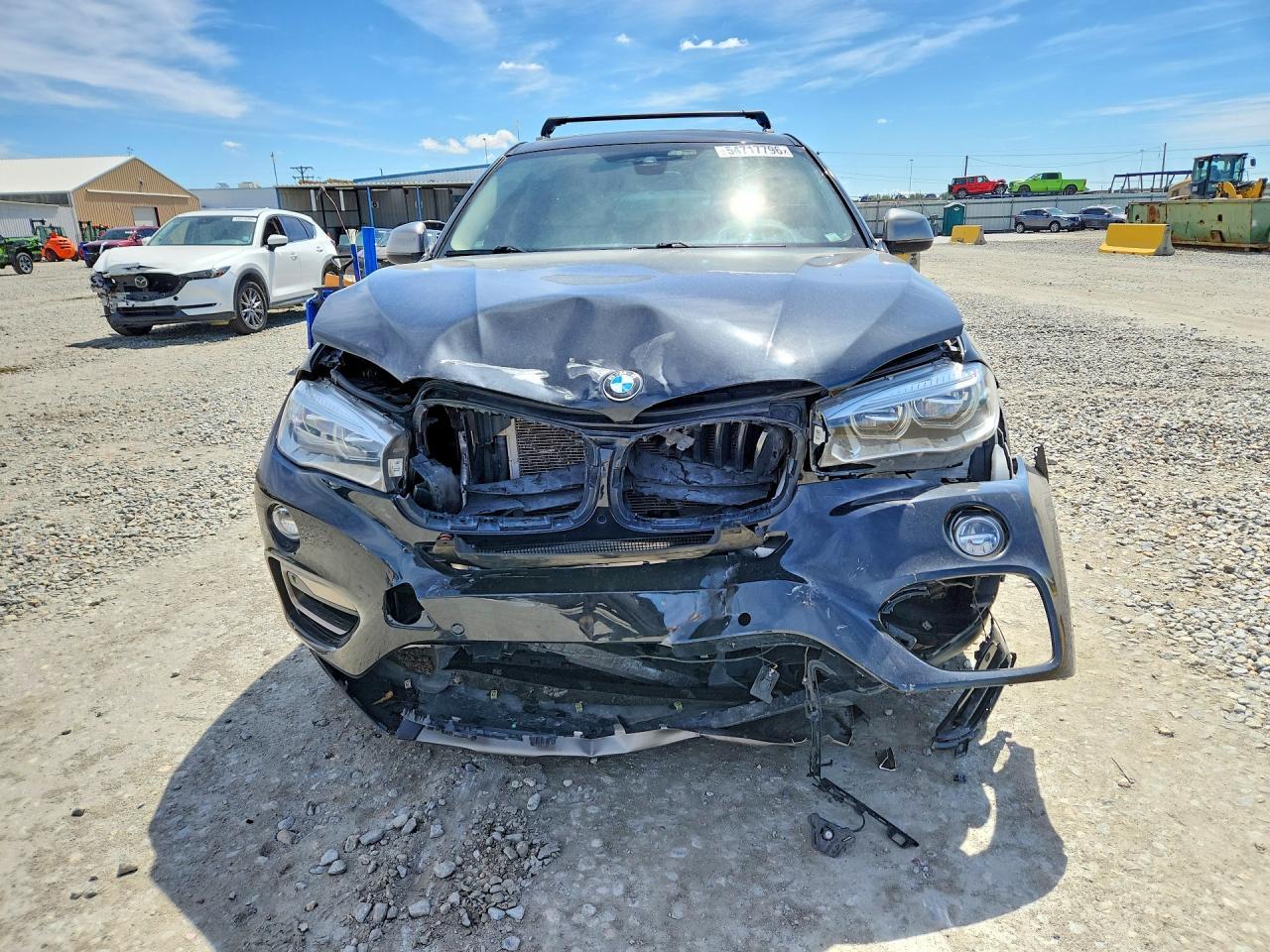 2015 BMW X6 xDrive50I - Фото 5