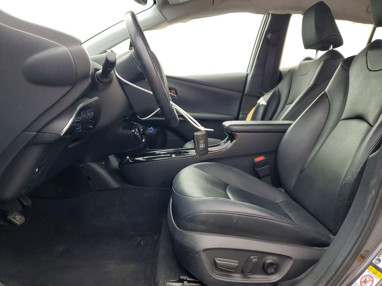 2019 Toyota Prius Prime Advanced - Image 7
