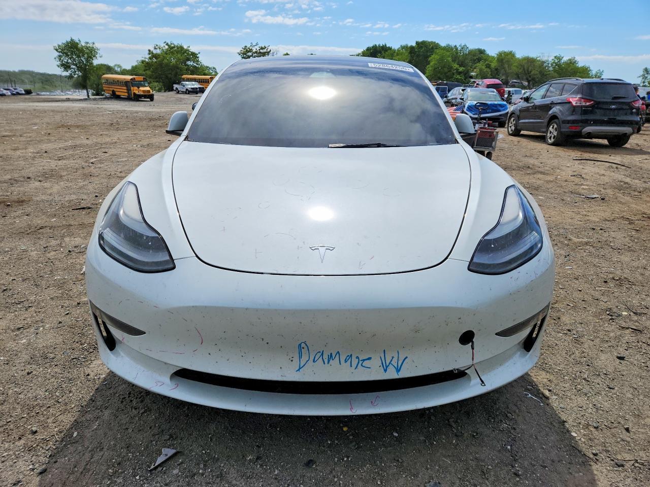 2023 Tesla Model 3 - Image 5