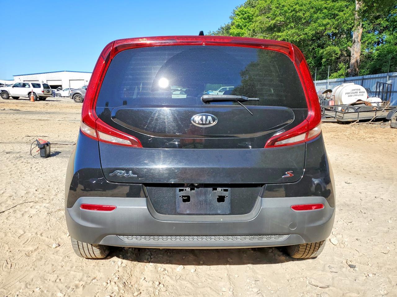 2021 Kia Soul S - Image 6