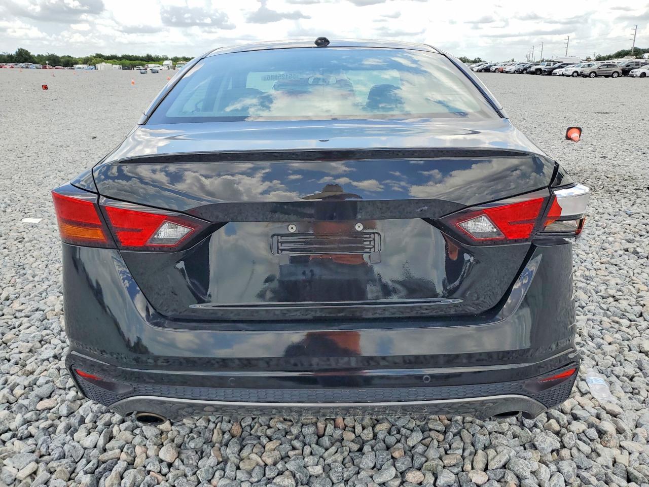 2022 Nissan Altima Sr - Фото 6