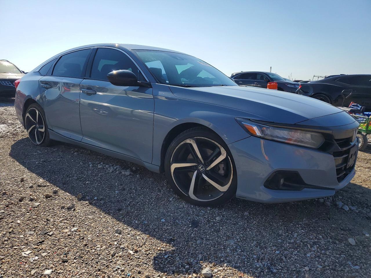 2022 Honda Accord Sport - Image 4