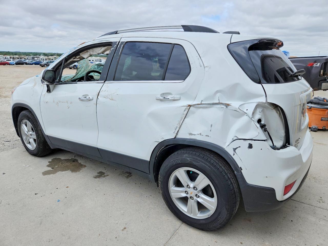 2017 Chevrolet Trax 1Lt - Фото 2