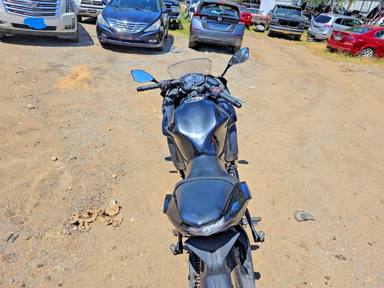 2019 Kawasaki Ex650 J - Фото 7