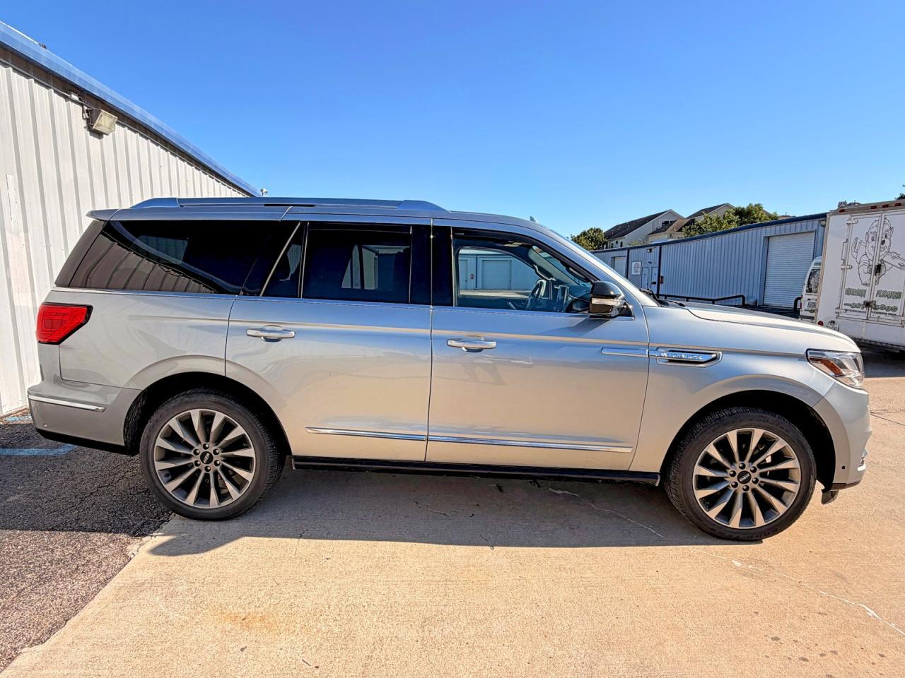 2020 Lincoln Navigator Reserve - Фото 4
