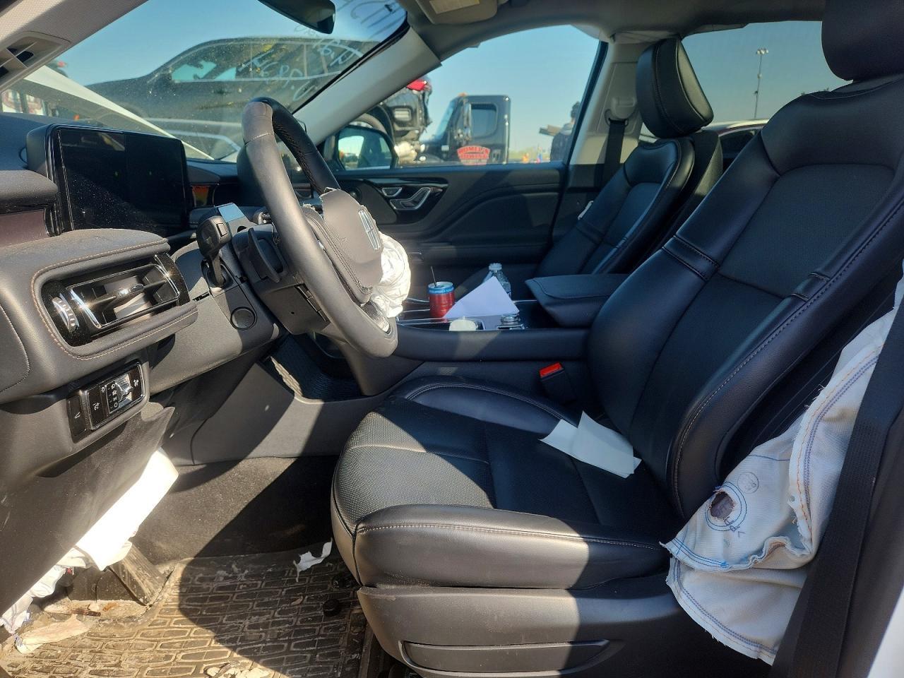 2025 Lincoln Aviator - Image 7