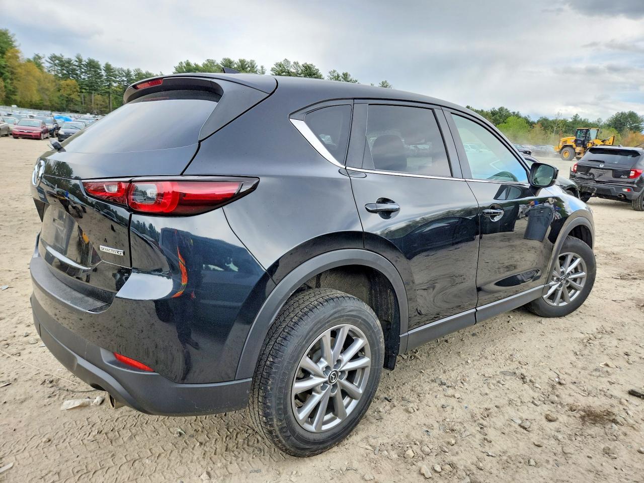 2023 Mazda Cx-5 Preferred - Image 3