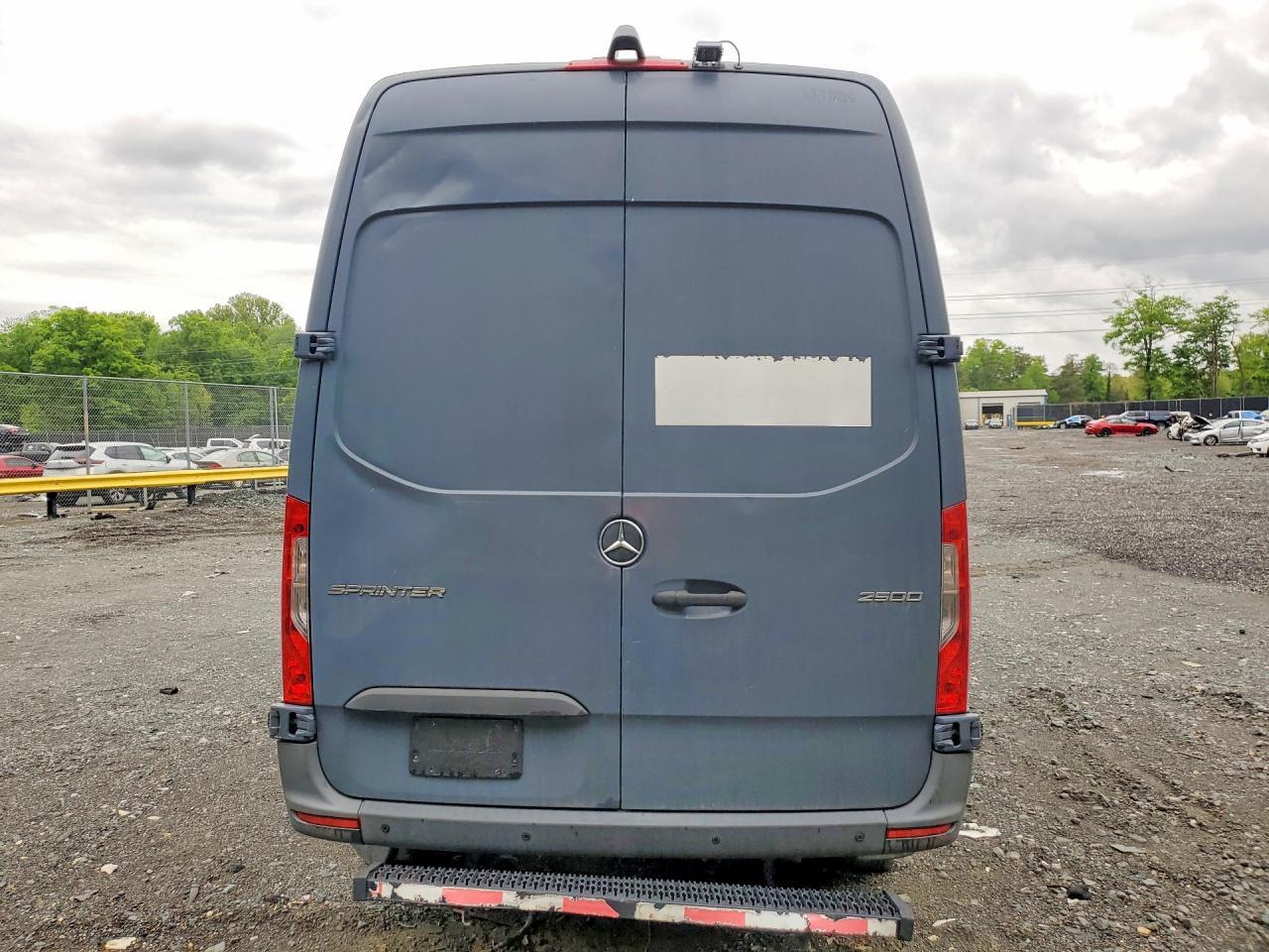2019 Mercedes Benz Sprinter 2500/3500 Delivery Van - Image 6