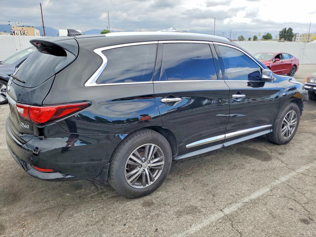 2018 Infiniti Qx60 Base - Image 3