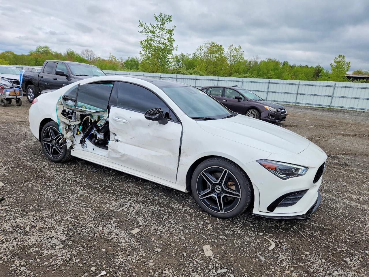 2022 Mercedes-Benz Cla 250 4Matic - Фото 4