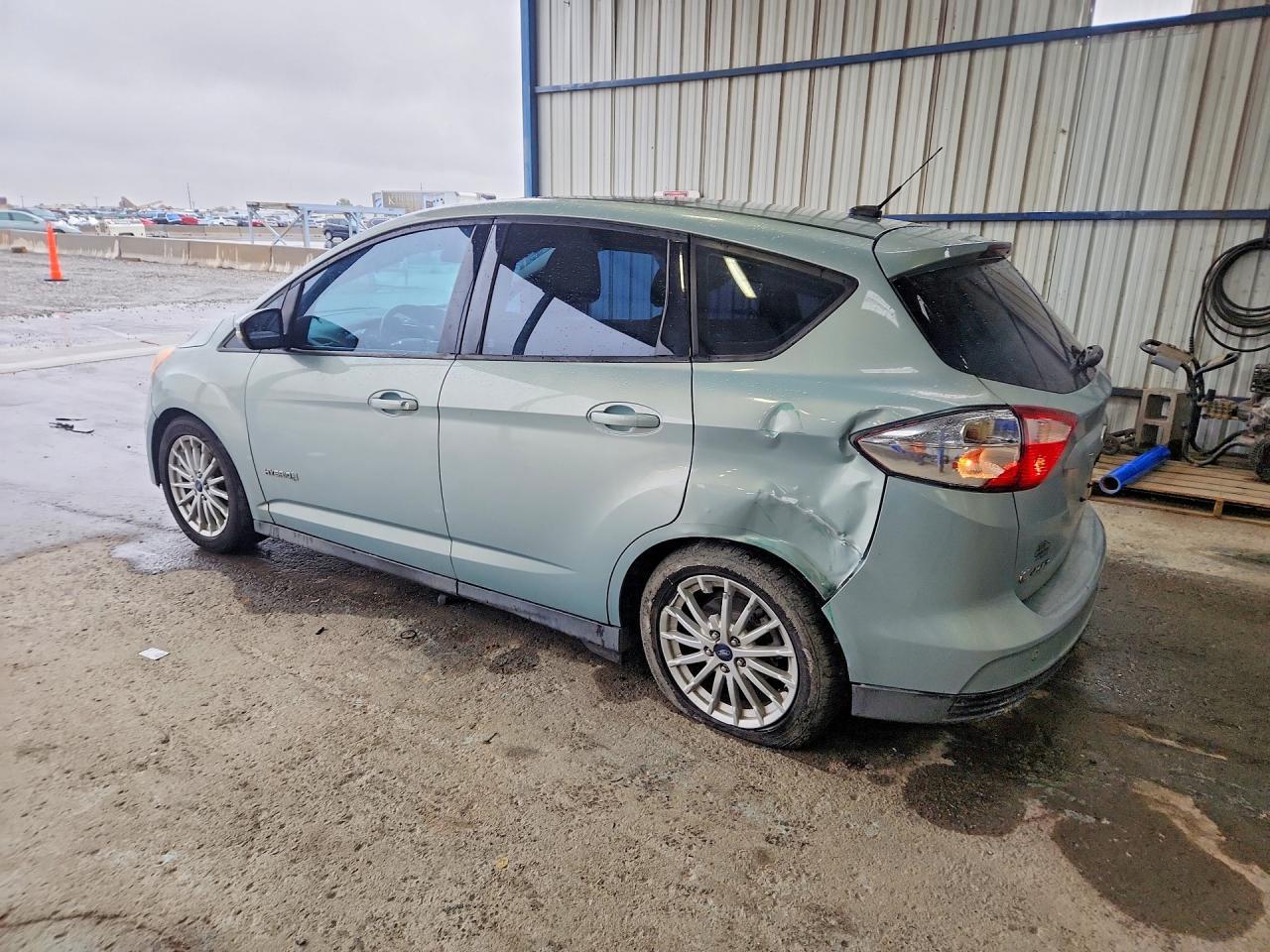 2014 Ford C-Max Se - Image 2