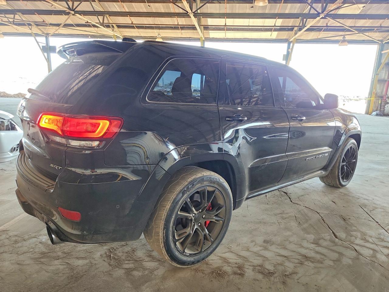 2017 Jeep Grand Cherokee Srt-8 - Фото 3