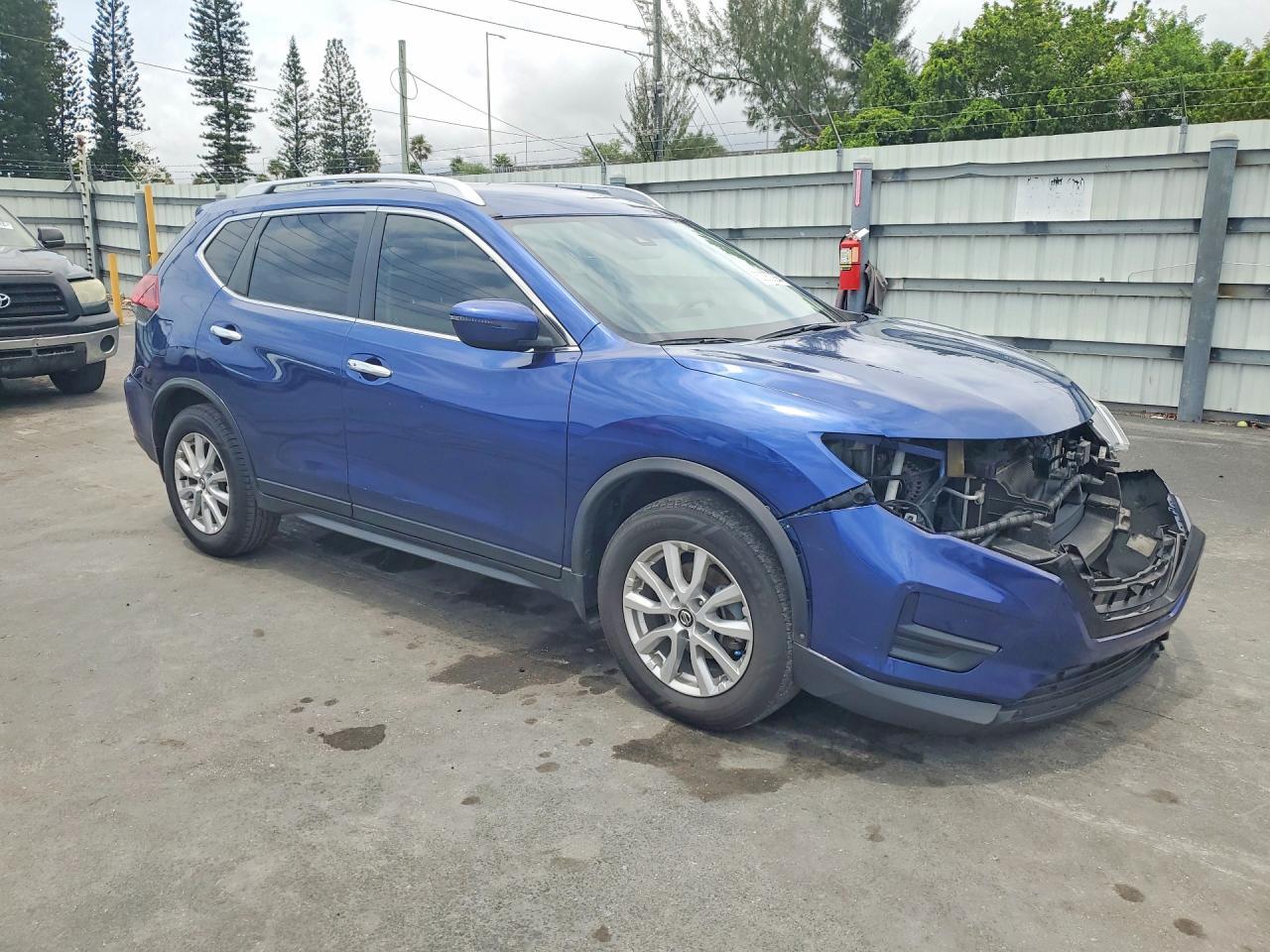 2020 Nissan Rogue Sv - Image 4