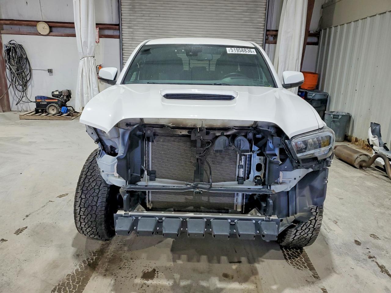 2021 Toyota Tacoma Trd Sport - Image 5