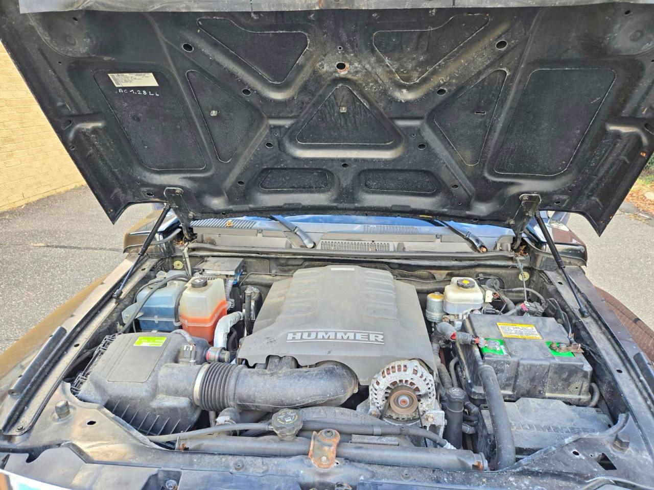 2009 Hummer H3 Alpha - Image 7