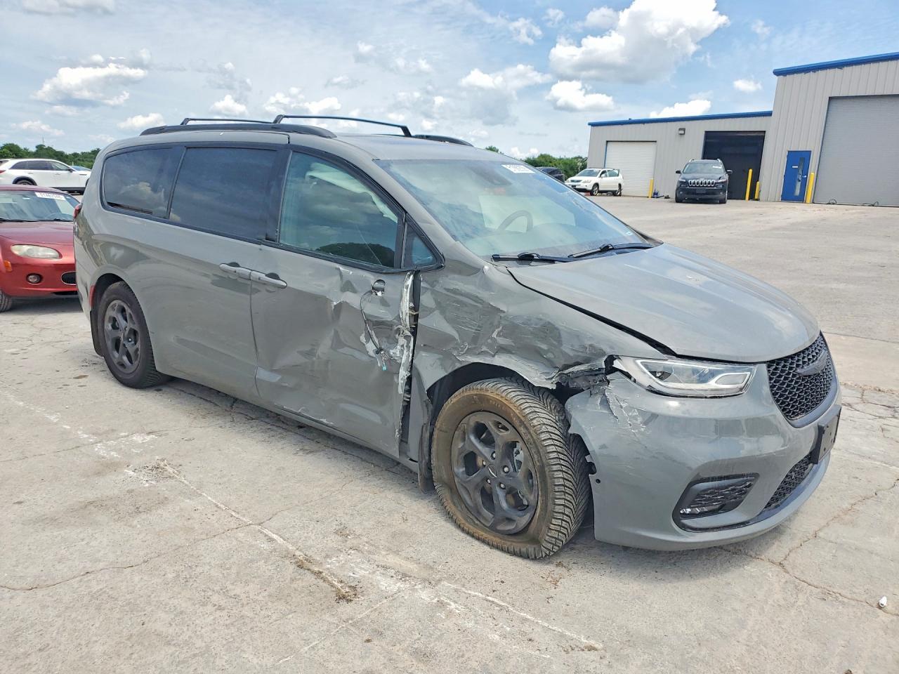 2022 Chrysler Pacifica Hybrid Limited - Фото 4