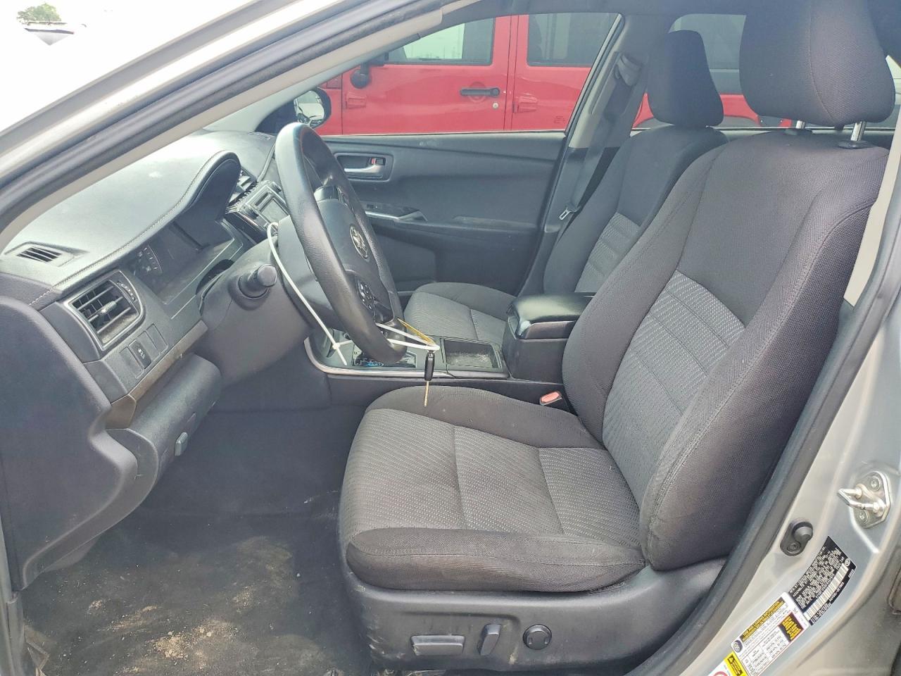 2015 Toyota Camry Le - Image 7