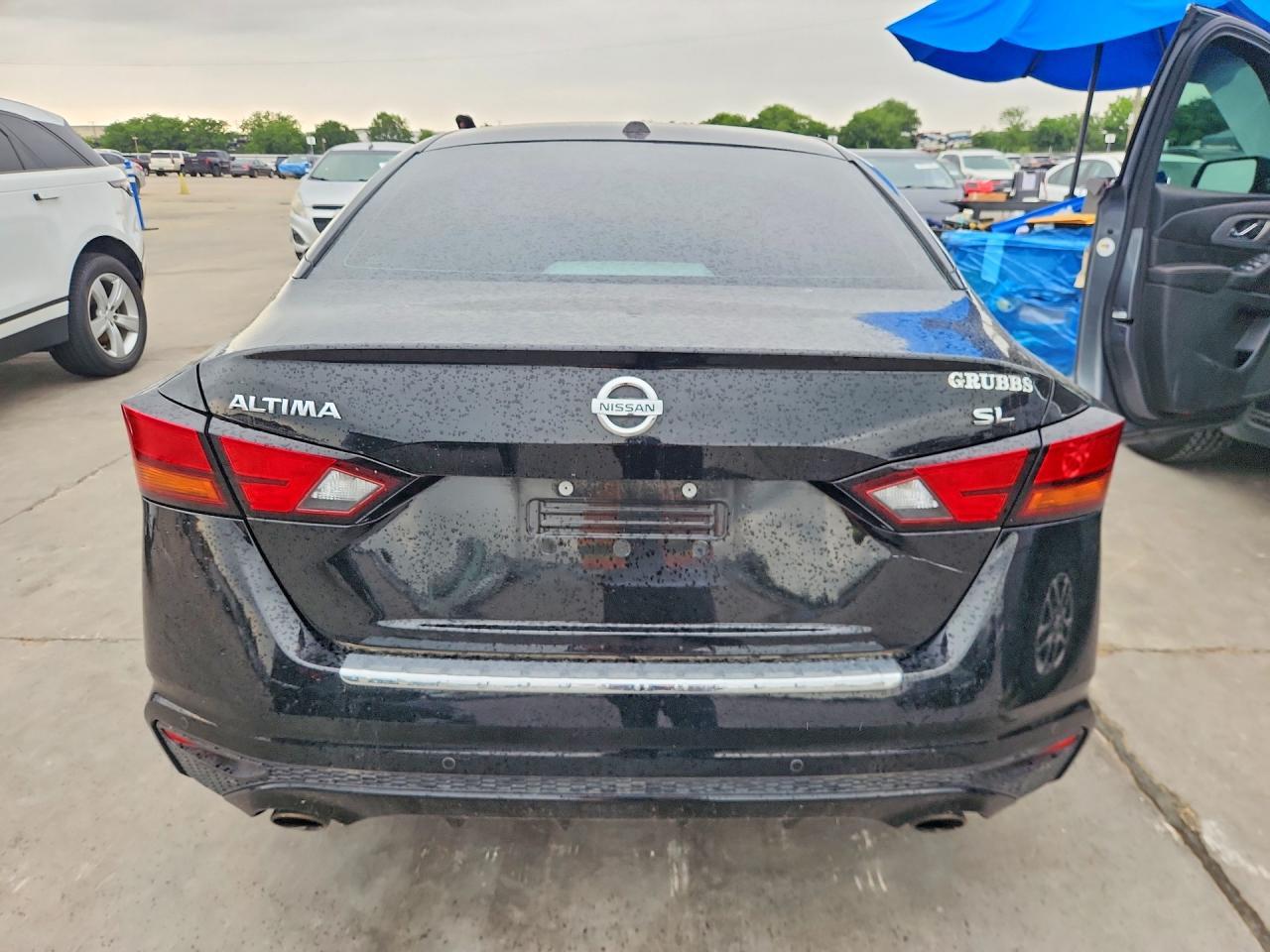 2021 Nissan Altima Sl - Image 6