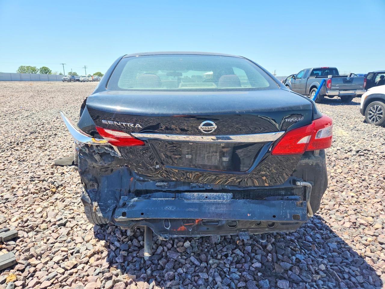 2017 Nissan Sentra - Фото 6