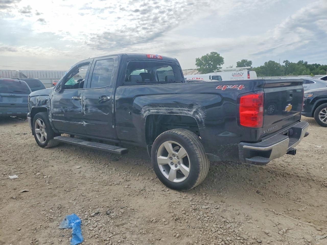 2015 Chevrolet Silverado K1500 - Image 2