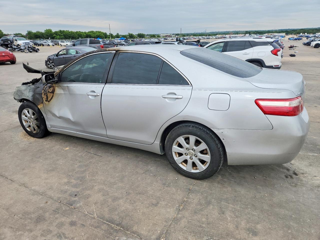 2009 Toyota Camry Xle - Фото 2