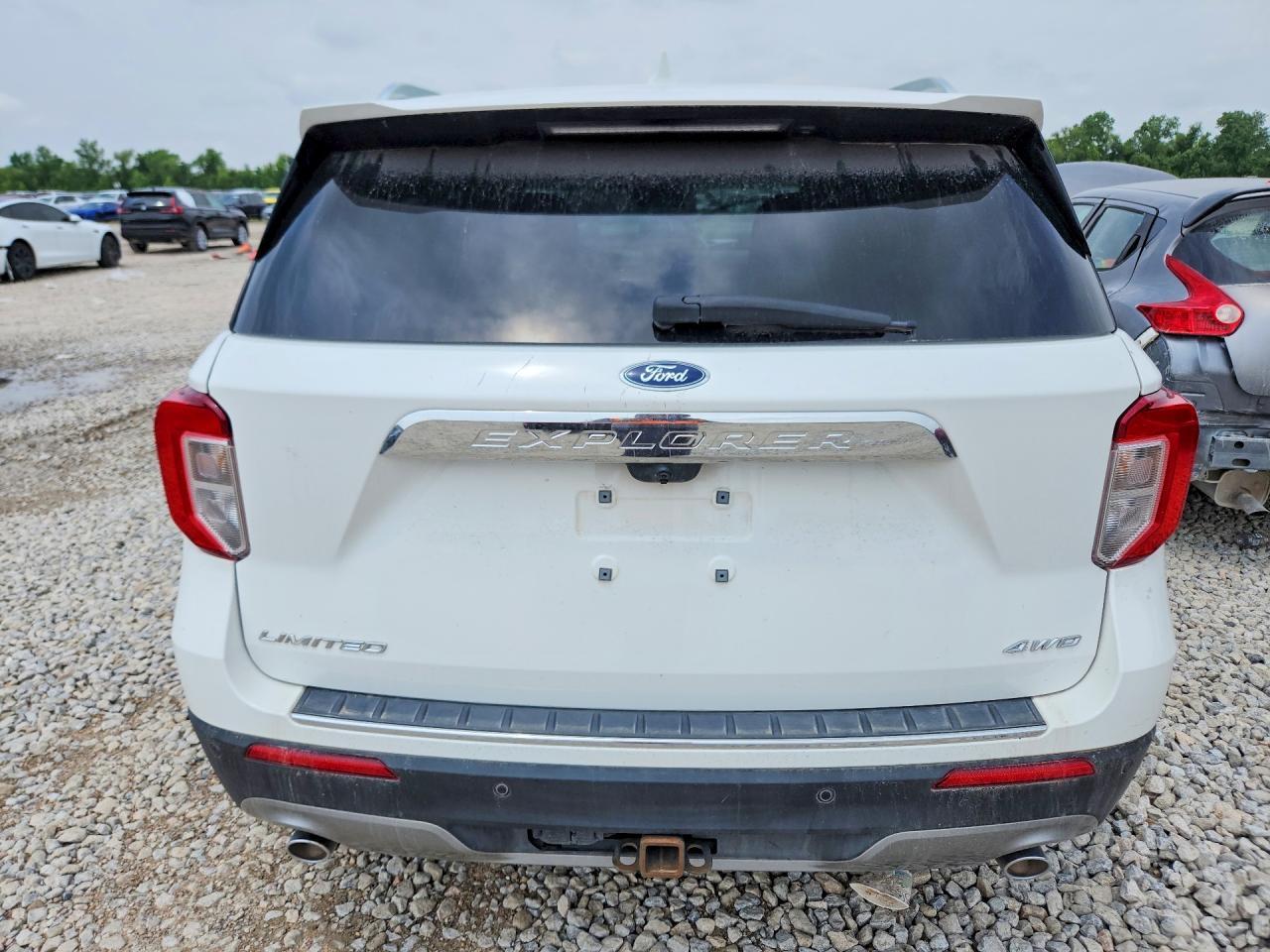2022 Ford Explorer Limited - Image 6