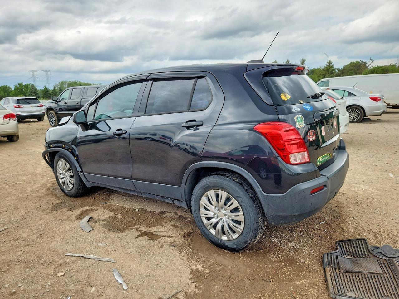 2016 Chevrolet Trax Ls - Image 2