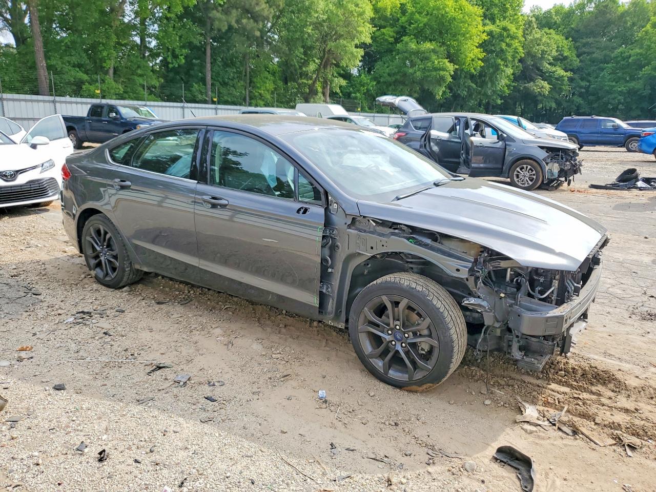 2018 Ford Fusion Se - Фото 4